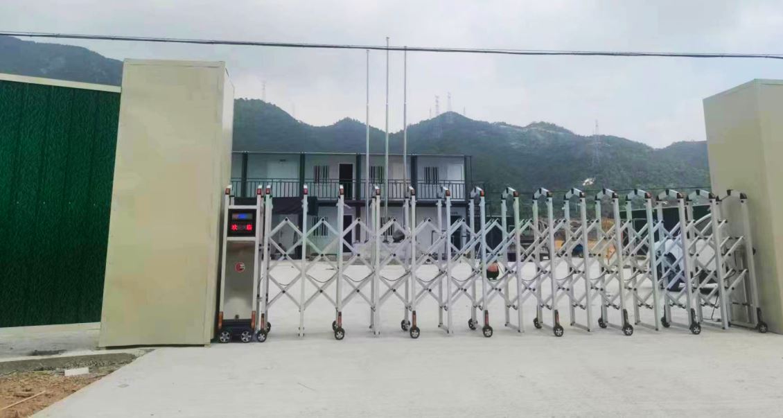 铝合金伸缩门