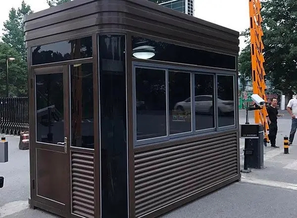 福建售票岗亭的尺寸和容量如何确定？